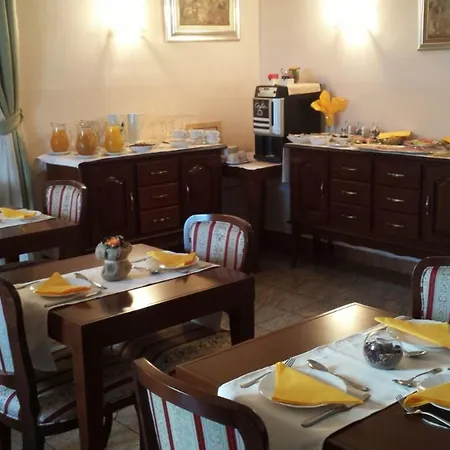 Heritage Porin מלון