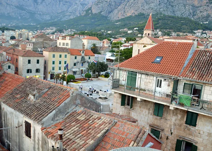 Porin 4* Makarska